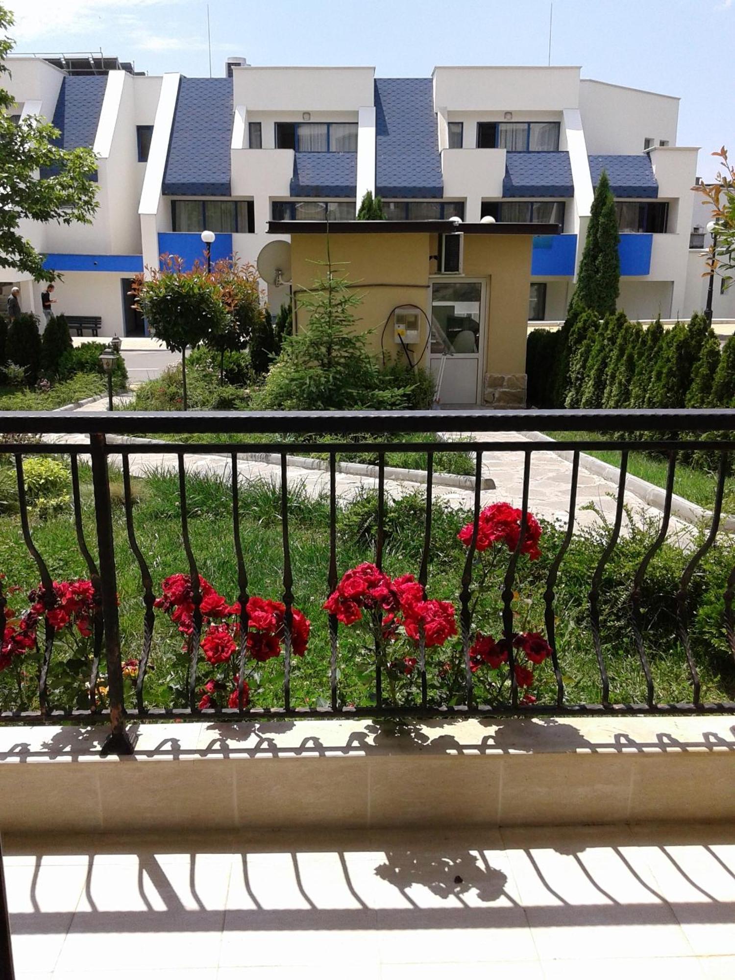 Antorini Apartments Sveti Vlas Room photo