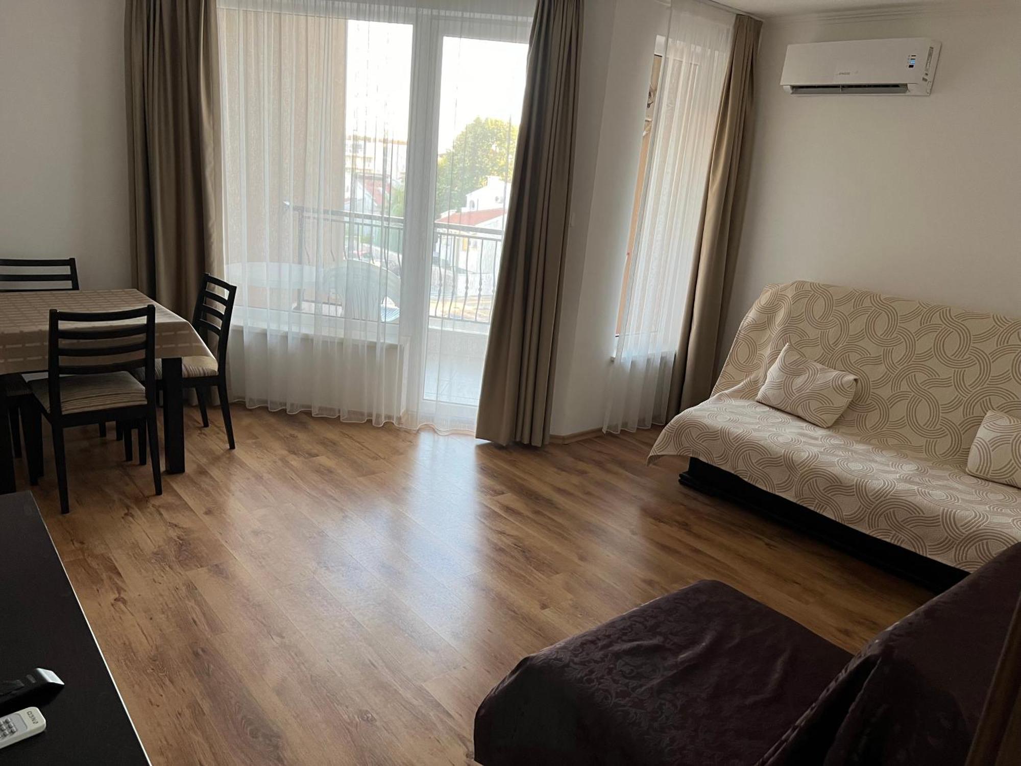 Antorini Apartments Sveti Vlas Exterior photo